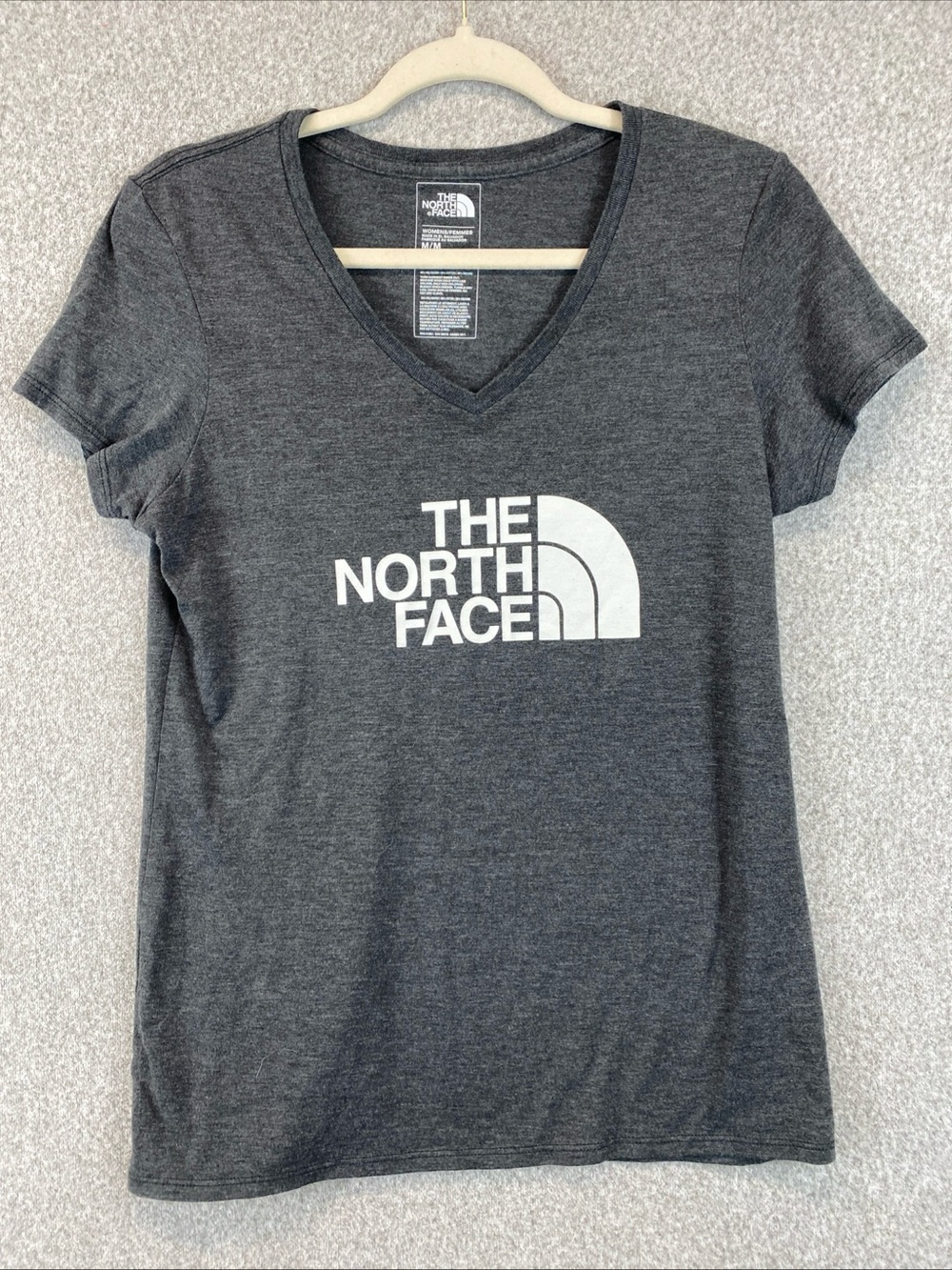 The North Face Women's Gray Logo Graphic T-Shirt Size M Slim Fit Gorpcore